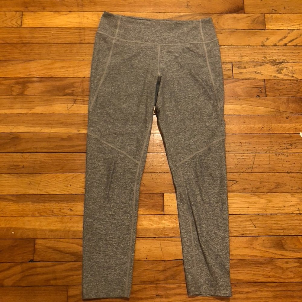Outdoor Voices grey 7/8 warmup legging M